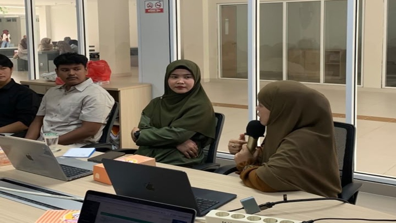 Wujudkan Bisnis Sehat dan Berkelanjutan, UPA PKK Universitas Riau Gelar Program Pembinaan Inkubator Bisnis: Manajemen Keuangan