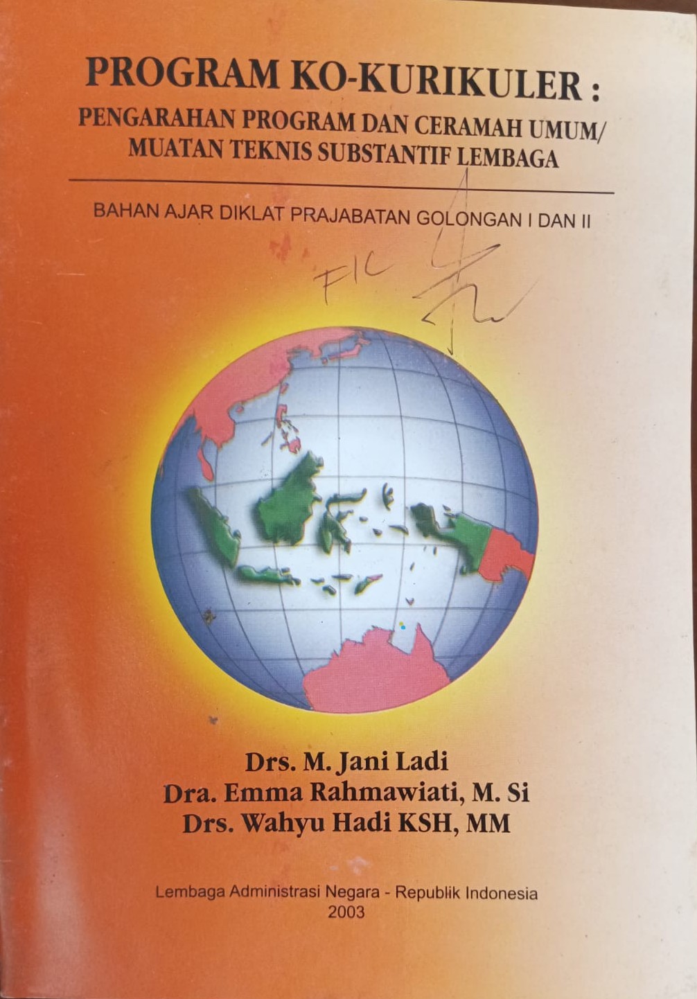Program ko-kurikuler: pengarahan program dan ceramah umum/muatan teknis substansif lembaga