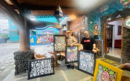 “Gerombolan Botak”, Dialog Antara Jurnalisme dan Kanvas