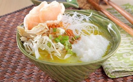 Lezat dan Unik: Menyantap Bubur Sop Asli Indramayu