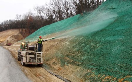 Hydro Seeding: Solusi Inovatif untuk Penghijauan Lahan