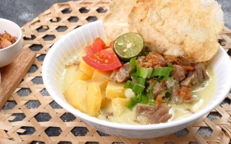 Soto Betawi: Kuliner Tradisional yang Sarat Budaya dan Sejarah