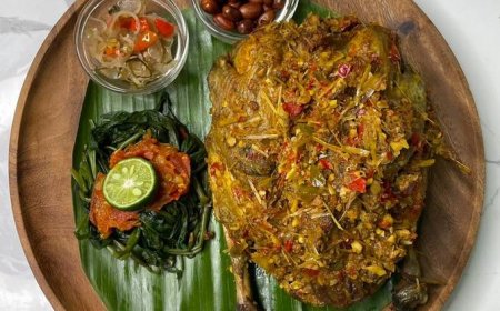 Makanan Khas Bali: Ayam Betutu dan Tradisi yang Menyeluruh