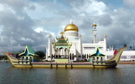 Perekonomian Brunei Darussalam: 90 Persen Bergantung pada Minyak dan Gas