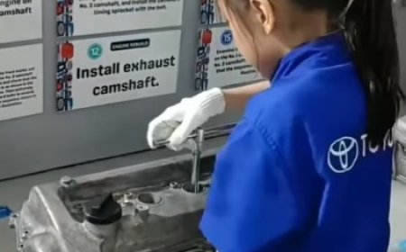 Hebat! Anak-anak SD di Jepang Sudah Diajari Keterampilan Perawatan Mobil, Termasuk Ganti Oli dan Cek Mesin di Pabrik Toyota