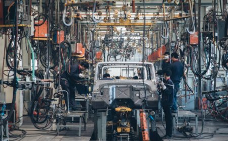 China Memasuki Era Pabrik Gelap: Revolusi Industri dengan AI dan Robot