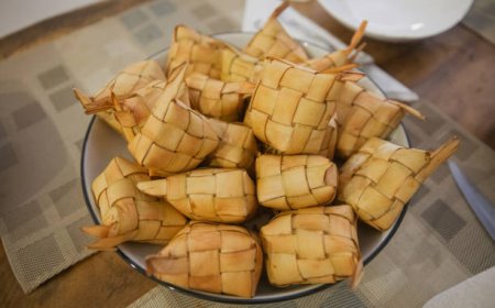 Sejarah Awal Mula Ketupat: Dari Tradisi Leluhur hingga Simbol Keislaman