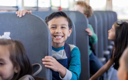Pendidikan Bukan Ladang Bisnis, Pungutan Wisuda Dilarang di Lampung