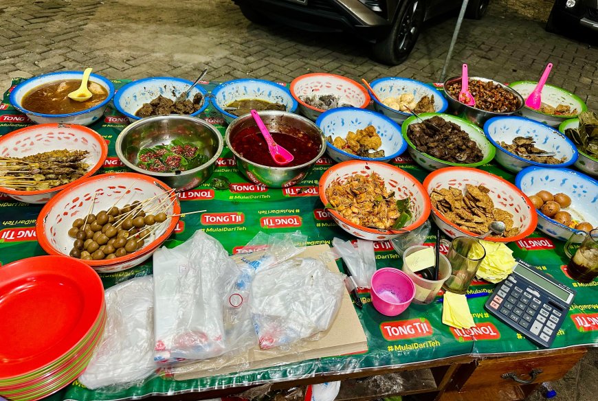 Sensasi Kuliner Khas Cirebon di Tengah Kota: Nasi Jamblang Mba Yanti, Murah Meriah dan Bikin Ketagihan!