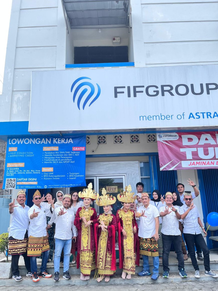 FIFGroup Kalianda Rayakan Hari Pelanggan dengan Tarian Kreasi Modern dan Doorprize