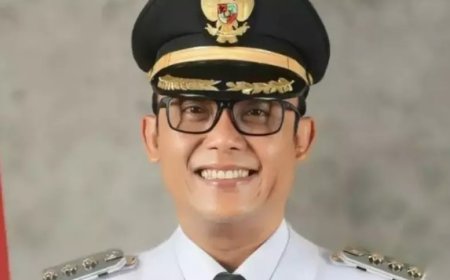 Bupati Lampung Tengah Bayar Utang Kampanye Pakai Uang Suap Proyek