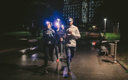 Apakah Lari di Malam Hari Baik untuk Kesehatan? Ini Penjelasan Lengkap Menurut Ahli