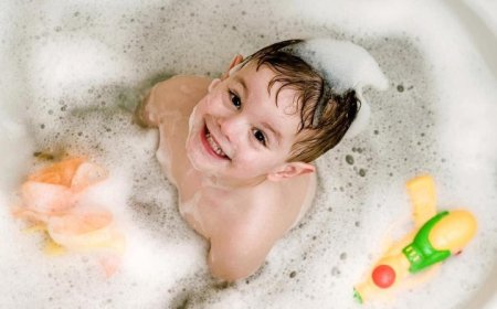 Jangan Terlalu Sering Mandi: Kebiasaan Sehari-hari yang Diam-diam Melemahkan Tubuh