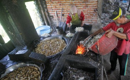 Tahu Digoreng Pakai Sampah Plastik di Sidoarjo, Ancaman Nyata bagi Keamanan Pangan