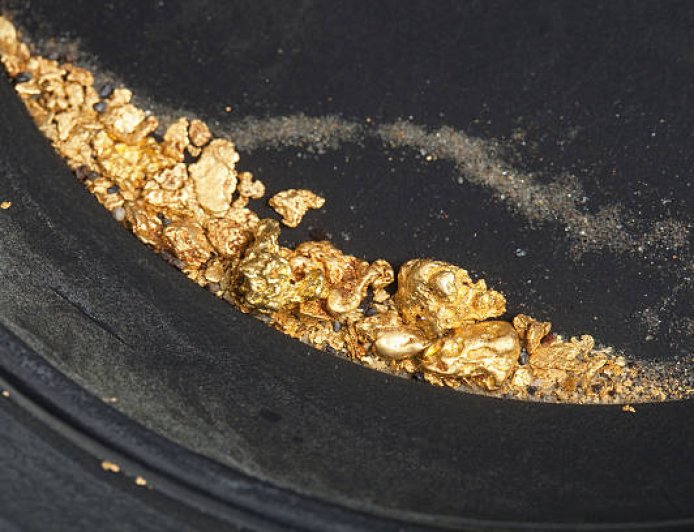 Malaysia Perbolehkan Warga Miskin Gali Emas Sendiri, Hanya Boleh dengan Cara Tradisional