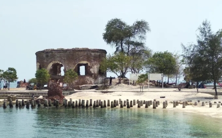 Pulau Onrust: Dari Persinggahan Kapal hingga Saksi Kelam Penjara dan Kekerasan Kolonial