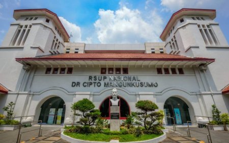 Kisah Dokter yang Namanya Diabadikan Jadi RS Terbesar di Indonesia