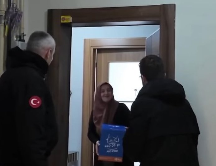 Esenler Luncurkan Program “Hello Breakfast”, Antar Hidangan Iftar Gratis ke Rumah Warga