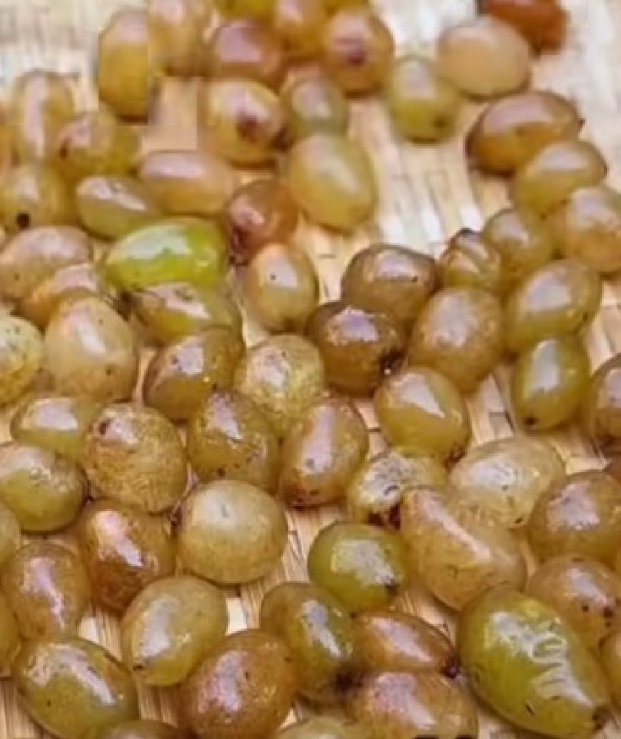 Bukan Anggur! Umbi Pakis Kelabang Ini Ternyata Bisa Dimakan dan Rasanya Segar