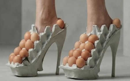 Ketika Kemasan Telur Menjadi Sepatu: Antara Absurd dan Pernyataan Mode