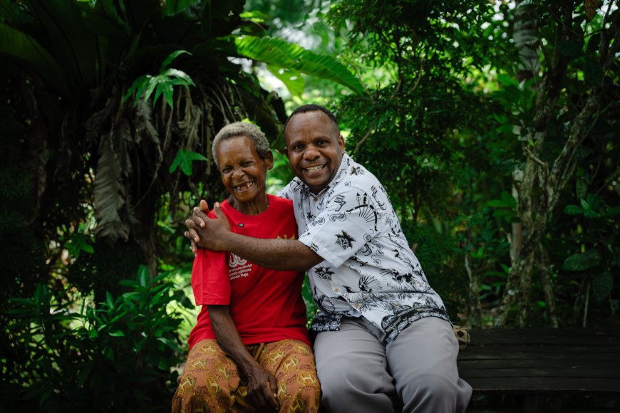 Kisah Felix Degei, Anak Papua yang Menembus Dunia demi Pendidikan