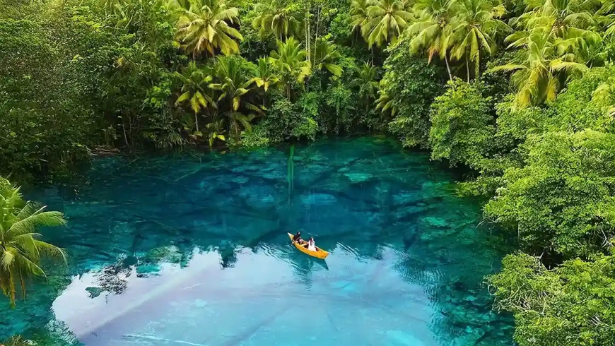 Danau Paisu Pok di Banggai Kepulauan, Surga Air Jernih Berwarna Biru Toska