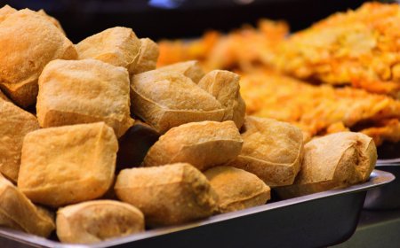 Harga Kedelai Ikut Meroket, Tahu Terancam Tak Lagi “Makanan Rakyat”