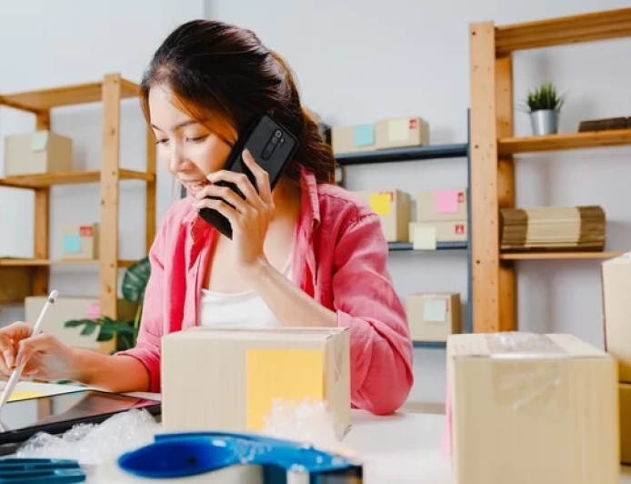 Tren Pekerja Sampingan Meningkat, Strategi Bertahan di Tengah Tekanan Ekonomi