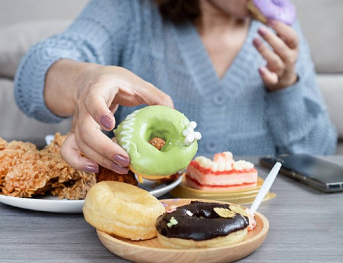 Hampir 47% Orang Indonesia Makan karena Emosi, Bukan Lapar