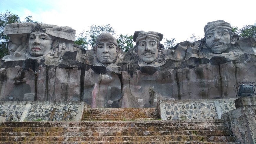 Patung Megow Pak Tulang Bawang Barat Tetap Jadi Daya Tarik Wisata Pasca Lebaran