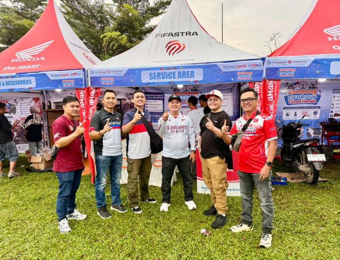 Kampung FIFGroup Way Sulan Semarakkan Warga dengan Jalan Sehat dan Hiburan Musik