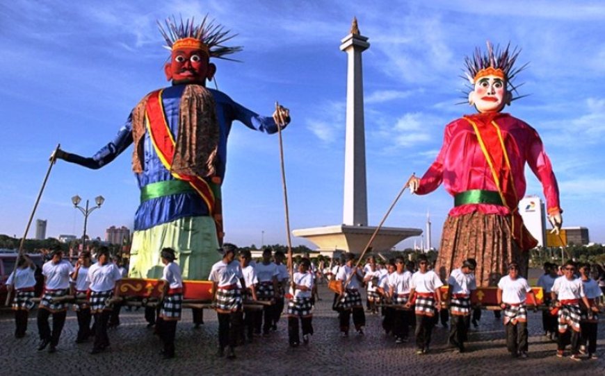 Dari Batavia ke Betawi: Cerita Nama yang Berubah Jadi Identitas