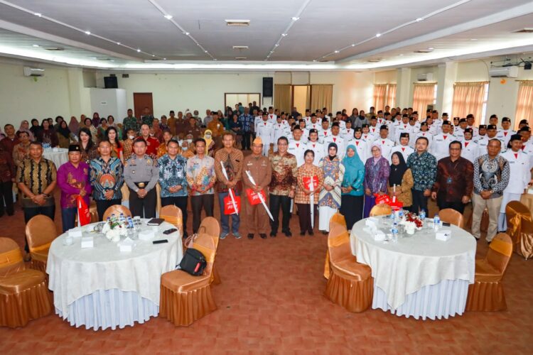 Wali Kota dr Susanti berkumpul bersama para veteran dan Paskibraka Kota Pematang Siantar