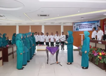 Ny Hj Dessy Afriyanti Adipati pimpin rapat koordinasi dan melantik Ketua Tim Penggerak PKK Kecamatan
