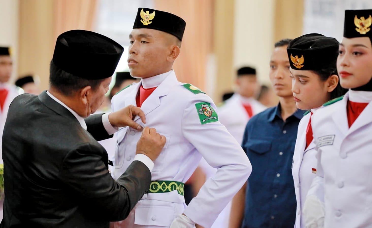 Bupati Simalungun Kukuhkan Paskibraka Kabupaten Simalungun Tahun 2023 Bupati Simalungun Kukuhkan Paskibraka Kabupaten Simalungun Tahun 2023