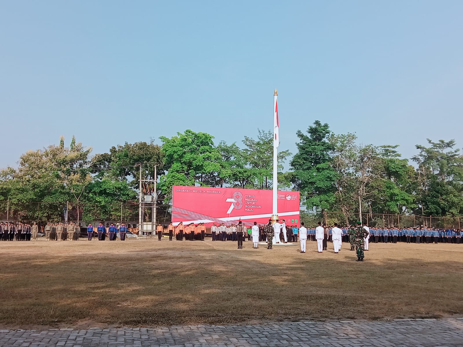 Bupati Way Kanan Raden Adipati Surya Pimpin Upacara Peringatan Hari Kemerdekaan Republik Indonesia ke-78 Bupati Way Kanan Raden Adipati Surya Pimpin Upacara Peringatan Hari Kemerdekaan Republik Indonesia ke-78