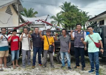 Sahabat Bung Jekson Hutahaean Bersama KOMPAK Berikan Bantuan Dua Unit Hand tractors Untuk Kelompok Tani