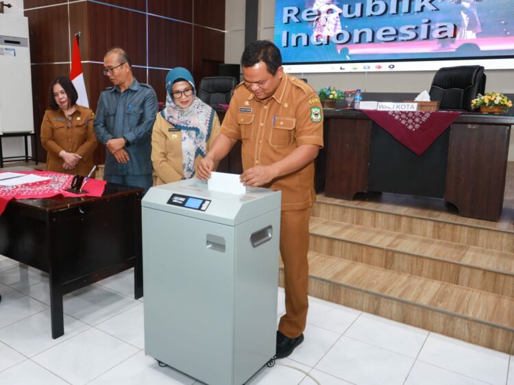Pemko Siantar Lakukan Pemusnahan Arsip OPD Retensi Di Bawah 10 Tahun