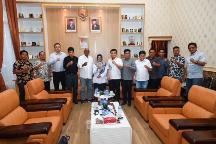 Wali Kota dr Susanti Terima Audiensi  Investor dari Malaysia Dato’ Sri Abdul Rahman Maidin
