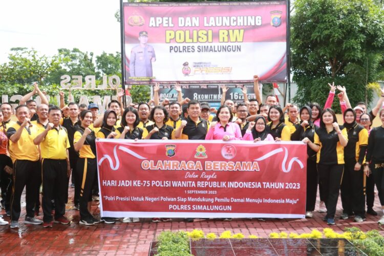 Olahraga Bersama Polres Simalungun dalam Rangka Hari Kesatuan Gerak Bhayangkari ke-71 dan Hari Jadi Ke-75 Polisi Wanita RI