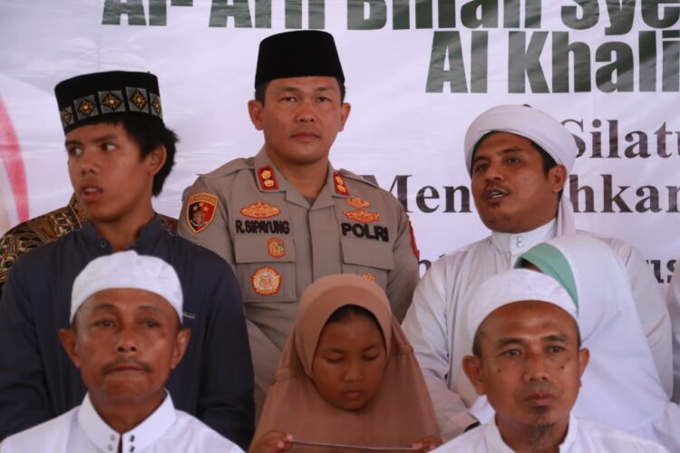 Haul ke-14 Tuan Guru Batak, Polres Simalungun Serahkan Bantuan Paket Sembako
