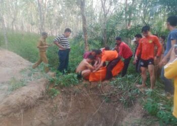 BPBD Way Kanan Berhasil Mengevakuasi Pekerja Deres Karet yang Hilang Dalam Sumur