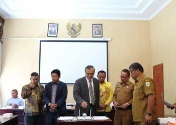 Pemkab Pakpak Bharat dan DPRD Tandatangani Fakta Integritas KUA PPAS