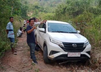 Aksi Kejar-kejaran dengan Polisi, Pengendara Mobil Terios dan Shabu-shabu Diamankan Polres Way Kanan