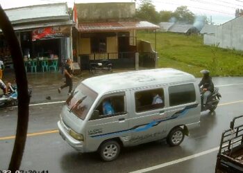 TKP Lakalantas di Jalan Umum Medan menuju Tarutung KM 235-236 tepatnya di Kelurahan Sangkarnihuta