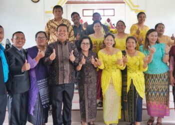 Bupati Simalungun Dan Keluarga Ibadah Minggu Bersama Jemaat GKPS Huta Baru Resort Raya Huluan