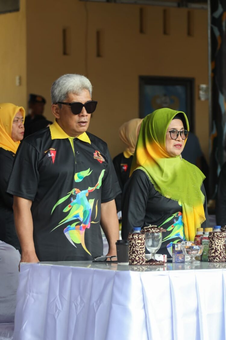 Wali Kota dr Susanti Hadiri Turnamen Bola Voli Marcopolo Cup Piala Dansat Brimob Polda Sumut Wali Kota dr Susanti Hadiri Turnamen Bola Voli Marcopolo Cup Piala Dansat Brimob Polda Sumut