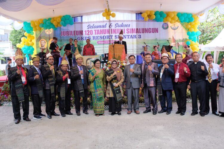 Hadiri Jubileum 120 Injil di Simalungun, dr Susanti : GKPS Banyak Berkontribusi dan Memiliki Peran Yang Sentral Dalam Pembangunan di Kota Pematang Sianțar
