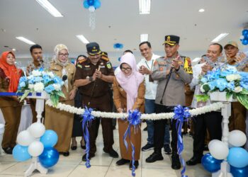 Wali Kota dr Susanti meresmikan Mal Pelayanan Publik Kota Pematang Siantar di Ramayana