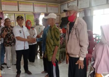 Pekon Luas Kecamatan Batu Ketulis Bagikan BLT Dana Desa Tahun 2023 Tahap I